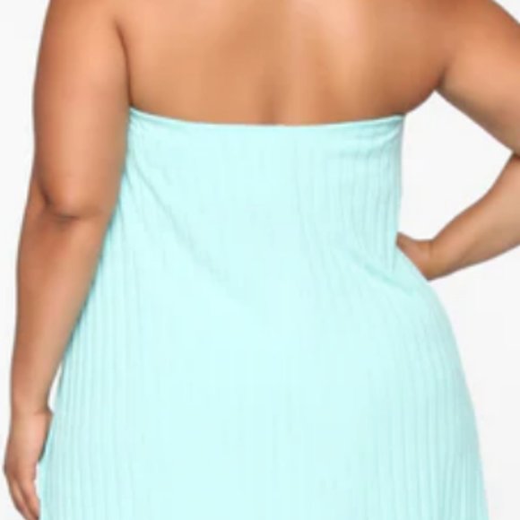 Fashion Nova ** Minty Hi-Low two-piece set - Picture 7 of 7